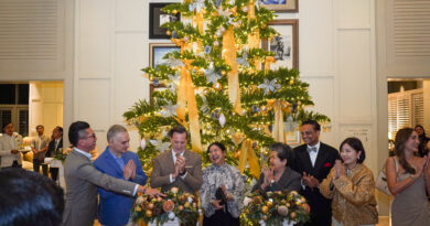 โอเรียนเต็ล เรสซิเดนซ์ กรุงเทพฯ เปิดเทศกาลแห่งความสุขกับพิธีเปิดไฟต้นคริสต์มาสประจำปี 2568