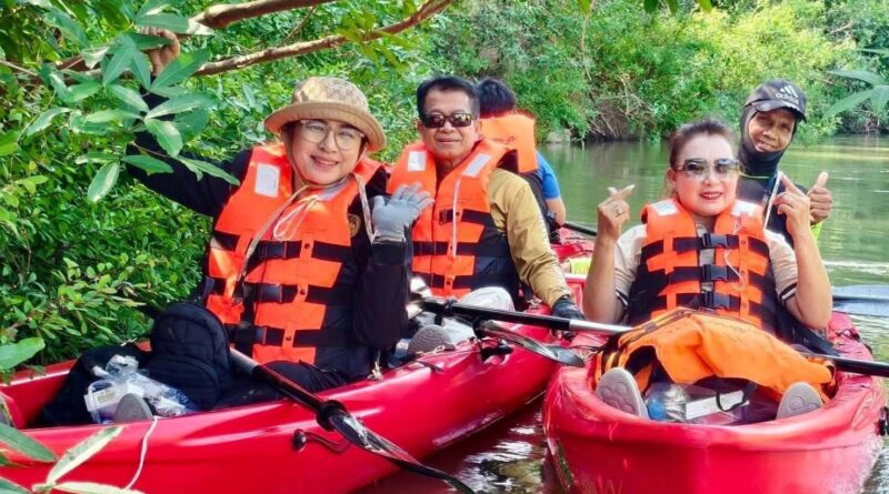 “ล่องลำน้ำป่าสัก พายเรือคายัค และแคนู สัมผัสธรรมชาติ ชมผาหมีเหนือเสือใต้” อำเภอแก่งคอย จังหวัดสระบุรี