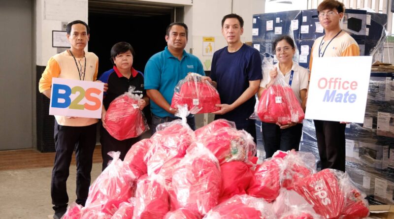 B2S และ OfficeMate ร่วมกับกลุ่มเซ็นทรัล และกลุ่มธุรกิจในเครือ เร่งส่งความช่วยเหลือผู้ประสบอุทกภัยภาคใต้