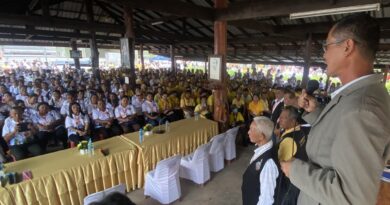 คนไร้ที่ทำกินสุราษฎร์ฯ รวมตัวอย่างสงบ วอนรัฐจัดสรรที่ทำกินอย่างเป็นธรรม เดินหน้าปลูกป่า สร้างชีวิตยั่งยืน