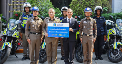 วิริยะประกันภัย มอบอุปกรณ์รถจักรยานยนต์ ยกระดับการช่วยเหลือฉุกเฉินบนท้องถนน