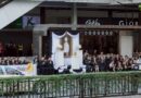 คณะผู้บริหาร และพนักงานกลุ่มบริษัท เอ็ม บี เค ร่วมเฝ้าฯ รับเสด็จในหลวง พระราชินี และพระบรมวงศานุวงศ์ เชิญพระศพสมเด็จพระเจ้าลูกเธอ เจ้าฟ้าพัชรกิติยาภา ฯ ไปยังพระที่นั่งพิมานรัตยา